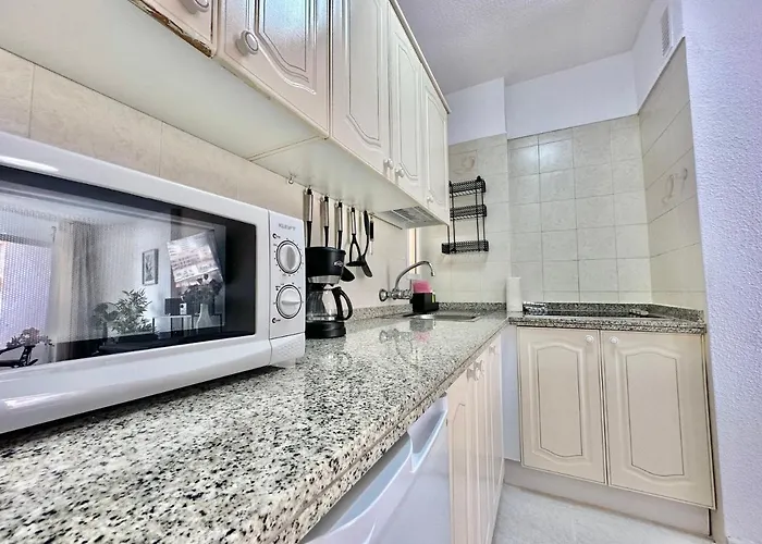 Torres De Yomely - Y10f