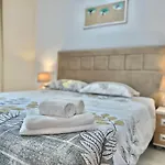 Torres De Yomely - Y10f Apartment *