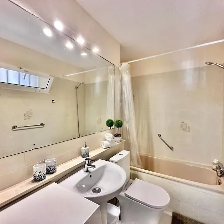 Torres De Yomely - Y10f * Playa de las Americas (Tenerife)