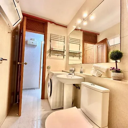 Torres De Yomely - Y10f * Playa de las Americas (Tenerife)