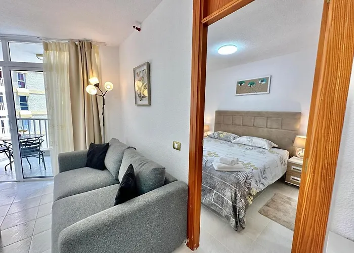 Torres De Yomely - Y10f 美洲海滩