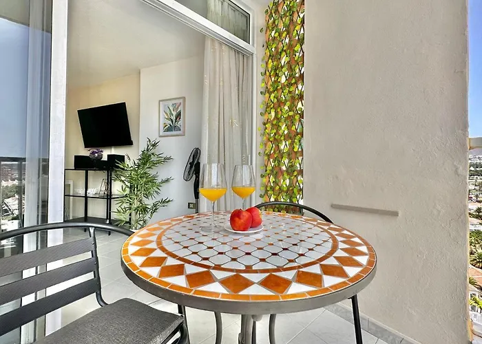 Torres De Yomely - Y10f